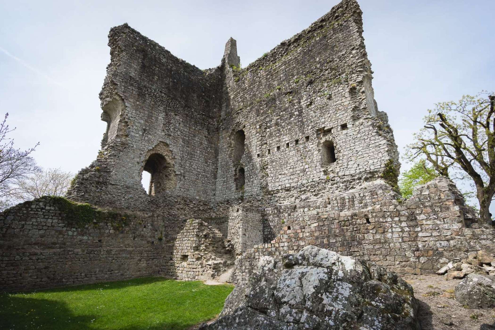 What Would You Learn From The Ruins Of The Medieval Castle | Domfront